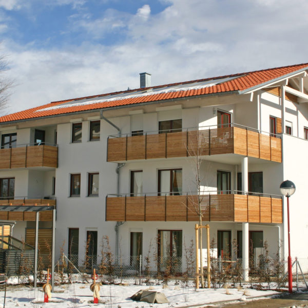 Balkon mit Verkleidung