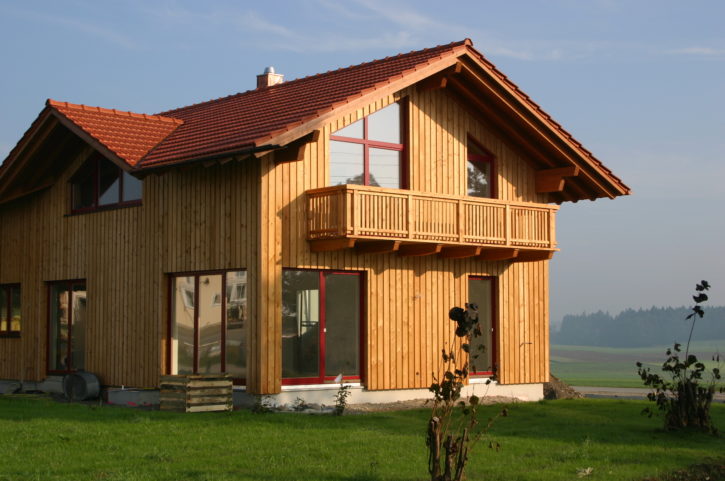 Holzbalkon