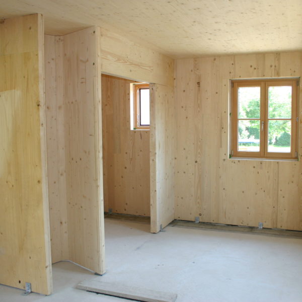 Innenausbau Massivholzwände